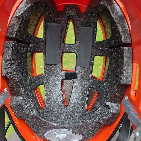 Cascade CPVL Lacrosse Helmet Men M/L Adjustable SPR Fit‎ Mask Chin Strap Orange - Picture 11 of 16